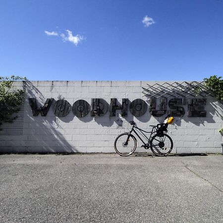 La Cordata Accommodation - Woodhouse Bike Hotel Cinisello Balsamo Exterior photo